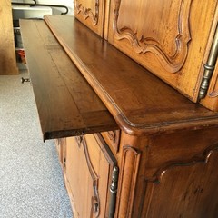 18th Century Louis XV style Deux Corps French Provincial Buffet – Exc condition