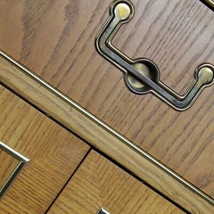 Modern Campaign Style Oak Gentlemen’s Chest by Founders Furniture Patterns 35