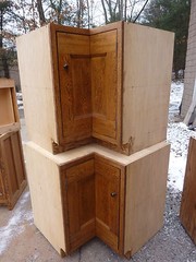 PRETTY custom made OAK kitchen corner CABINET salvaged quartersawn OAK board 34″