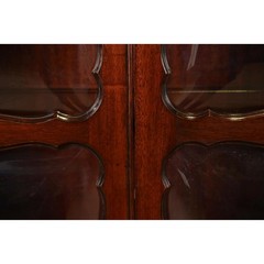 Baker Furniture Style Georgian Mahogany Bubble Glass Breakfront Bookcase Cabinet