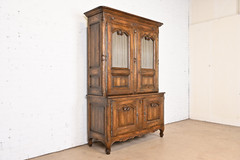 Baker Furniture French Provincial Louis XV Carved Oak Lighted Bar Cabinet, 1960s
