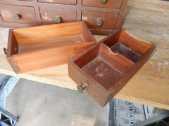 ANTIQUE 18 DRAWER WOODEN APOTHECARY CABINET